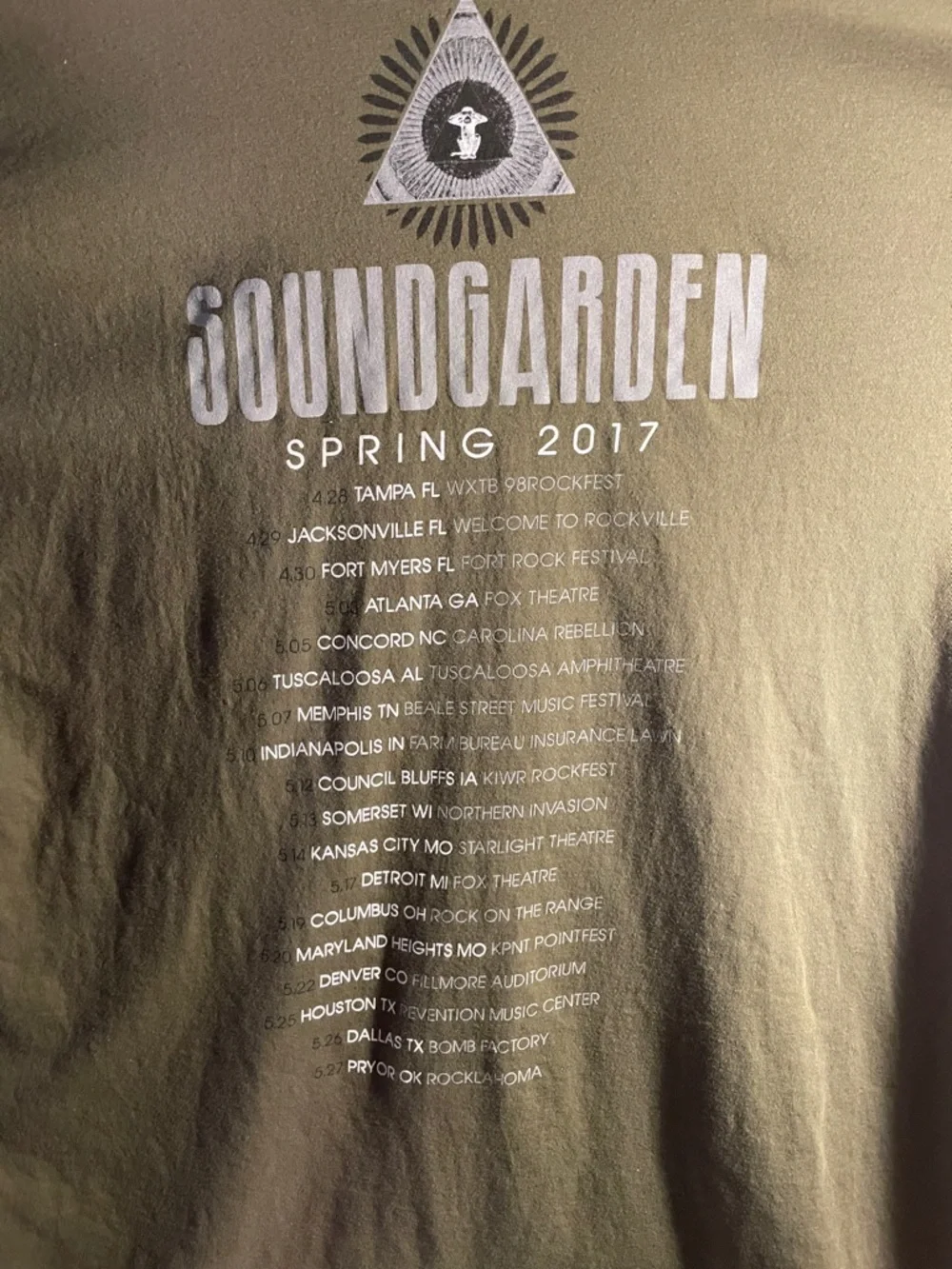 NWOT Soundgarden Spring 2017 Tour Tee (XL) - Picture 4 of 7